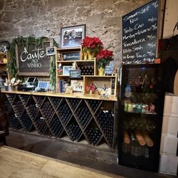 Cante Ao Vinho - Bar area