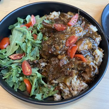 The Madison 801 - Braised jerk oxtails - Desserts Near Me - Baltimore, Maryland The Madison 801 - Braised jerk oxtails - Desserts Near Me - Baltimore, Maryland