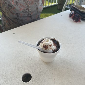Moo's Soft Serve - Brownie sundae not whip or nuts - Ice Cream & Frozen Yogurt Near Me - Indialantic, Florida