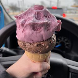 Baskin-Robbins - Cherry and chocolate. Perfect pairing.