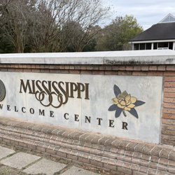 Mississippi Welcome Center - Brick sign for the welcome center