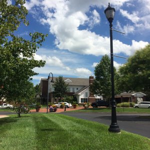 LIFESPRING HEALTH SYSTEMS - Updated May 2025 - 460 Spring St ...