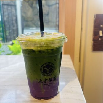 Maruwu Seicha Hawaii - Ube latte with Hokkaido snow cap - Tea Rooms Near Me - Honolulu, Hawaii Maruwu Seicha Hawaii - Ube latte with Hokkaido snow cap - Tea Rooms Near Me - Honolulu, Hawaii