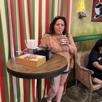 The FRIENDS Experience - I'll have an iced coffee please - Pop-up Shops Near Me - New York, New York The FRIENDS Experience - I'll have an iced coffee please - Pop-up Shops Near Me - New York, New York