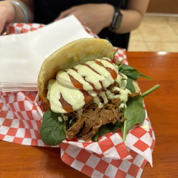 Arepa Venezuelan Kitchen - Bellevue - Empanadas Near Me - Bellevue, Washington
