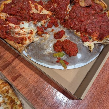 Zachary's Chicago Pizza - unordered toppings - Pizza Near Me - Pleasanton, California Zachary's Chicago Pizza - unordered toppings - Pizza Near Me - Pleasanton, California