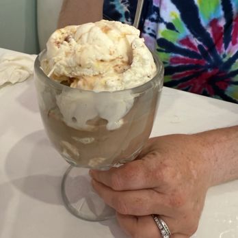 Brock's Ice Cream - 2 scoops - Ice Cream & Frozen Yogurt Near Me - Yuba City, California
