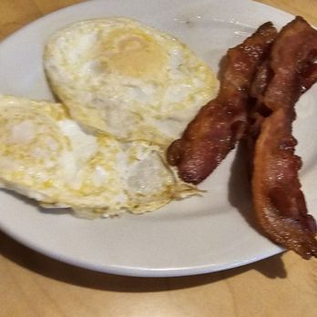 Elmer's Restaurant - Bacon and Eggs - American Near Me - Woodburn, Oregon Elmer's Restaurant - Bacon and Eggs - American Near Me - Woodburn, Oregon