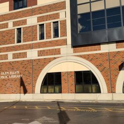 Glen Ellyn Public Library - Main entrance