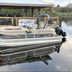 LaBelle River Rentals - Enjoy our 9-passenger boat, "Tootie"!
