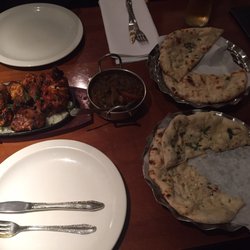 Cocum - the Kerala Village Cuisine - Naan and the mixed grill plate