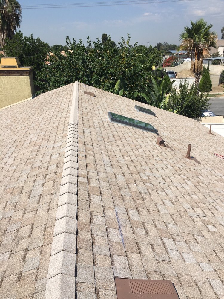 Slide of Thompson Roofing