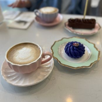 Delicee Cakes - Bakeries Near Me - Los Angeles, California Delicee Cakes - Bakeries Near Me - Los Angeles, California