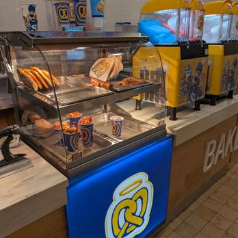 Auntie Anne's - Yum! - Bakeries Near Me - Mississauga, Ontario Auntie Anne's - Yum! - Bakeries Near Me - Mississauga, Ontario