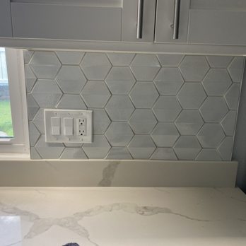 Design Trends Construction - 3D Backsplash! - Interior Design Near Me - Honolulu, Hawaii