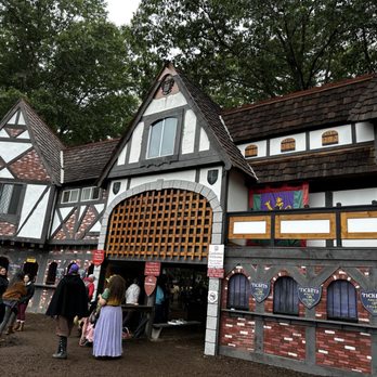King Richard's Faire - Faire entrance - Amusement Parks Near Me - Carver, Massachusetts King Richard's Faire - Faire entrance - Amusement Parks Near Me - Carver, Massachusetts
