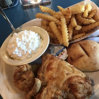 El Bait Shop - Breasted chicken - Bars Near Me - Des Moines, Iowa El Bait Shop - Breasted chicken - Bars Near Me - Des Moines, Iowa