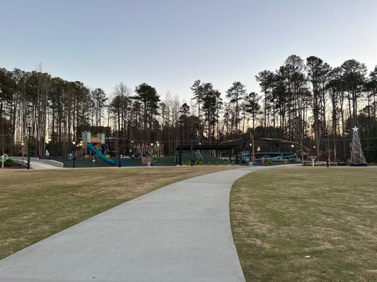 PEACHTREE CORNERS PARK - Updated October 2024 - 5140 Town Center Blvd