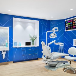 HENRY The Dentist - HENRY is redefining the dental experience. Massage dental chairs, BOSE noise-cancelling headphones, Netflix and HBO.