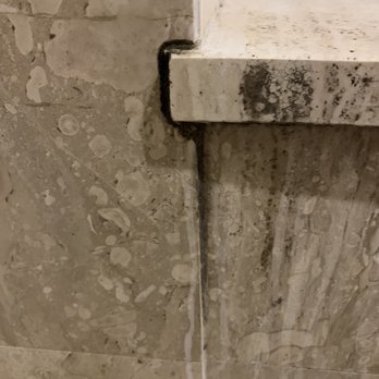 Hotel Ariston - Scum that appears to have been there for a long time - Hotels Near Me - Rome, RM