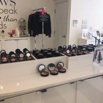 MYNC Lash Lounge and Brow Bar - Eyelash Service Near Me - Toronto, Ontario MYNC Lash Lounge and Brow Bar - Eyelash Service Near Me - Toronto, Ontario
