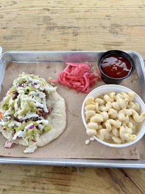 Louie's Craft BBQ by null