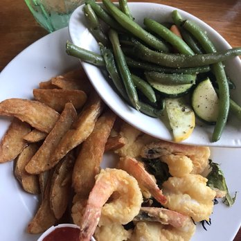 O. C. White's Restaurant - Golden Fried Shrimp - Seafood Near Me - St Augustine, Florida