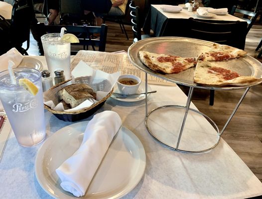 Patricia's Pizza of Tremont by null