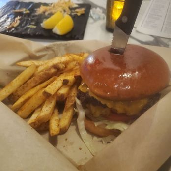 Sesh - Double bacon cheese LTO minue the tomato. - Breweries Near Me - St. Petersburg, Florida Sesh - Double bacon cheese LTO minue the tomato. - Breweries Near Me - St. Petersburg, Florida