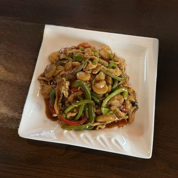 New Gold Mountain - Garlic Chicken - Dim Sum Near Me - Omaha, Nebraska New Gold Mountain - Garlic Chicken - Dim Sum Near Me - Omaha, Nebraska