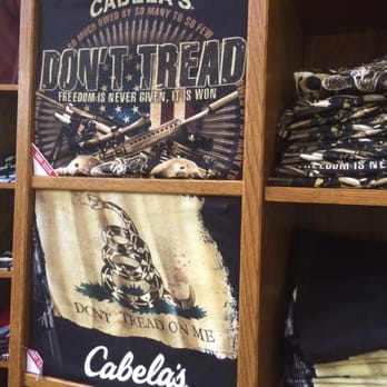 Cabela's - Outdoor Gear Near Me - Prairie Du Chien, Wisconsin
