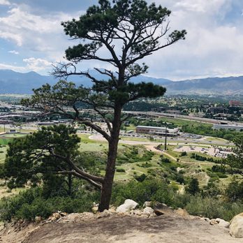 Pulpit Rock Park - On your way to the top there are nice flat areas to explore. - Hiking Near Me - Colorado Springs, Colorado Pulpit Rock Park - On your way to the top there are nice flat areas to explore. - Hiking Near Me - Colorado Springs, Colorado