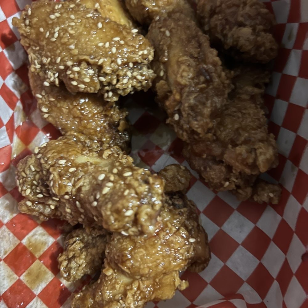 92 Chicken - Soy Garlic Wings - Korean Near Me - Garden Grove, California 92 Chicken - Soy Garlic Wings - Korean Near Me - Garden Grove, California