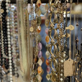 The Hunt - Used, Vintage & Consignment Near Me - New Milford CT, Connecticut