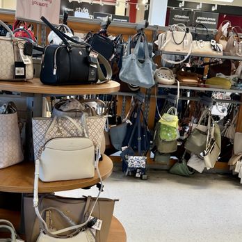 TJ Maxx - I really liked their selection of purses. - Department Stores Near Me - San Jose, California TJ Maxx - I really liked their selection of purses. - Department Stores Near Me - San Jose, California
