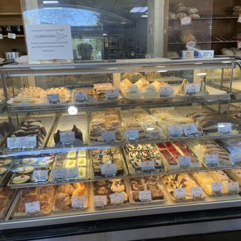 Yalaha Bakery - Deliciousness in a display case. - Bakeries Near Me - Yalaha, Florida Yalaha Bakery - Deliciousness in a display case. - Bakeries Near Me - Yalaha, Florida