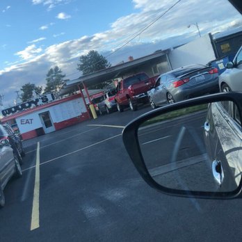 Woody's Drive-In - A long line but it's worth it - Burgers Near Me - Moses Lake, Washington Woody's Drive-In - A long line but it's worth it - Burgers Near Me - Moses Lake, Washington