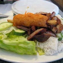 Dem Hai Dang - Thin Vermicelli Plate $11.50 with bamboo shrimp, pork and rice paper for wrapping.