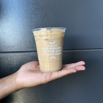 Jaliyaa Coffee - A Latte Love - Coffee & Tea Near Me - Washington, DC, District of Columbia Jaliyaa Coffee - A Latte Love - Coffee & Tea Near Me - Washington, DC, District of Columbia