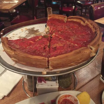 Giordano's - Pizza Near Me - Naperville, Illinois