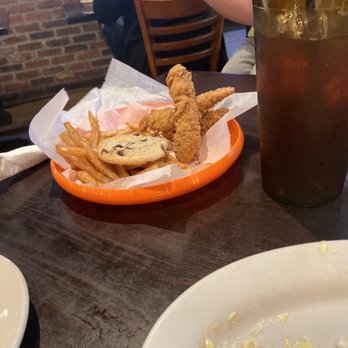 Rusty's Riverfront Grill - Child chicken finger plate served in a frisbee - Seafood Near Me - Vicksburg, Mississippi Rusty's Riverfront Grill - Child chicken finger plate served in a frisbee - Seafood Near Me - Vicksburg, Mississippi