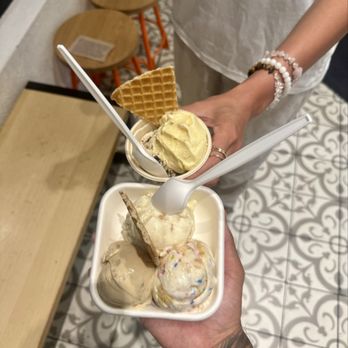 Jeni's Splendid Ice Creams - Ice Cream & Frozen Yogurt Near Me - Los Angeles, California