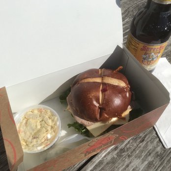 Cheese Box - Nice little box lunch - Cheese Shops Near Me - Lake Geneva, Wisconsin