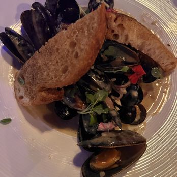 Beeside Balcony - PEI Mussels ($26) - Mediterranean Near Me - Del Mar, California