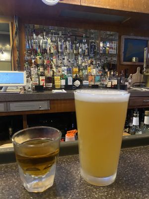 Mousetrap Tavern by null