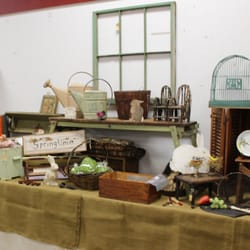 Springfield Antique Show & Flea Market - Indoor show, March 2014