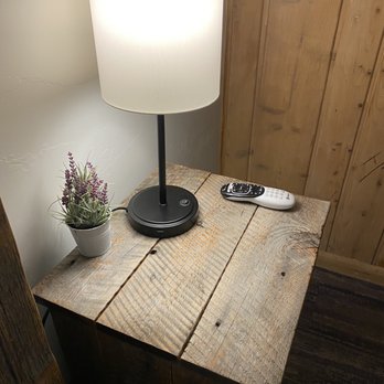 Moose Creek Inn - Cute side table with lamp that has usb - Hotels Near Me - West Yellowstone, Montana Moose Creek Inn - Cute side table with lamp that has usb - Hotels Near Me - West Yellowstone, Montana