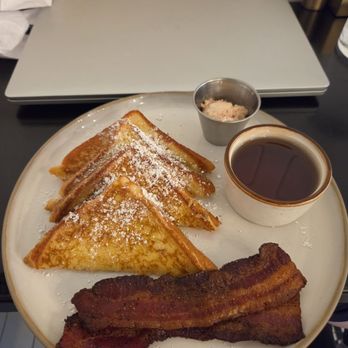 Magnolia Table - French Toast - Breakfast & Brunch Near Me - Waco, Texas Magnolia Table - French Toast - Breakfast & Brunch Near Me - Waco, Texas