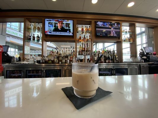 Second Bar + Kitchen by null