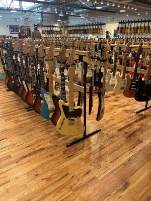 Carter Vintage Guitars by null